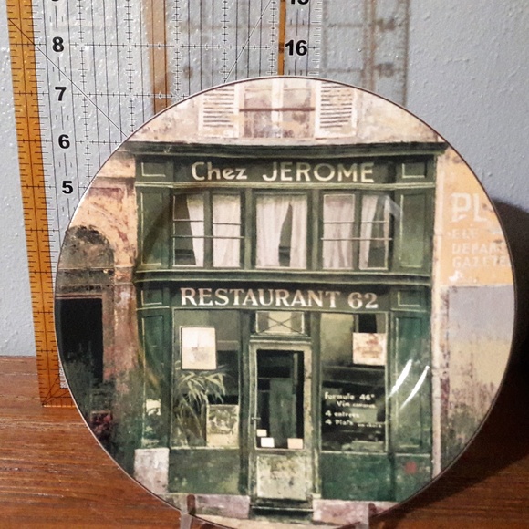 4 Plates Storefronts by Sakura French Decor NWOT - Picture 5 of 8
